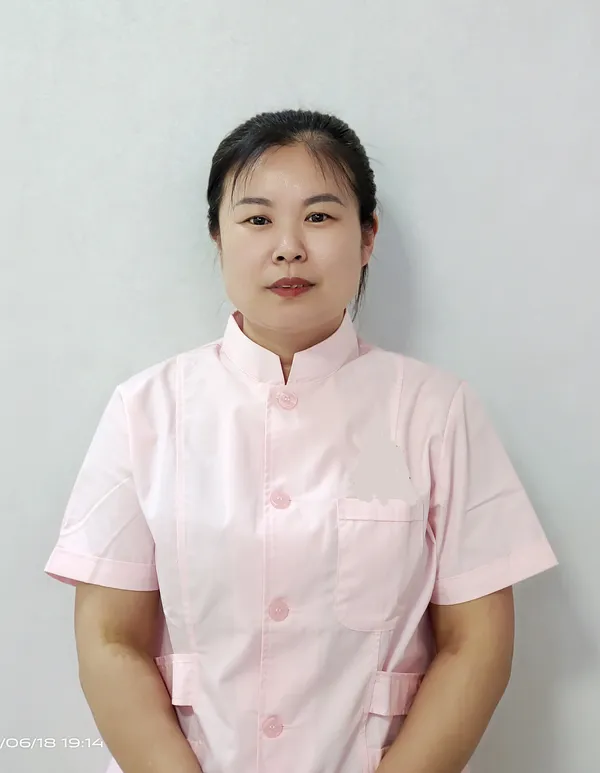 白小白家政学员风采 20
