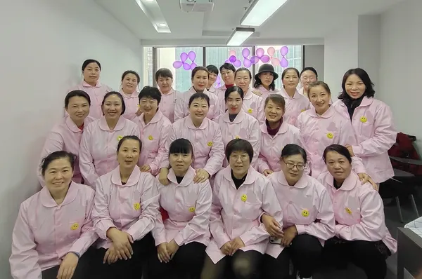 白小白家政学员风采 41